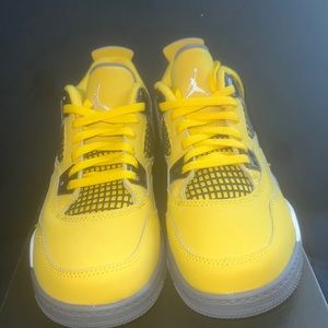 Kids Jordan Sneakers